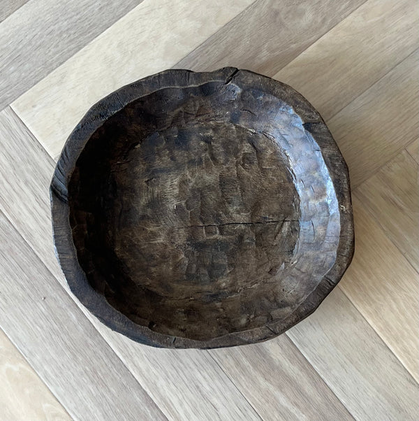 Round Wood Bowls - Primitive Collection